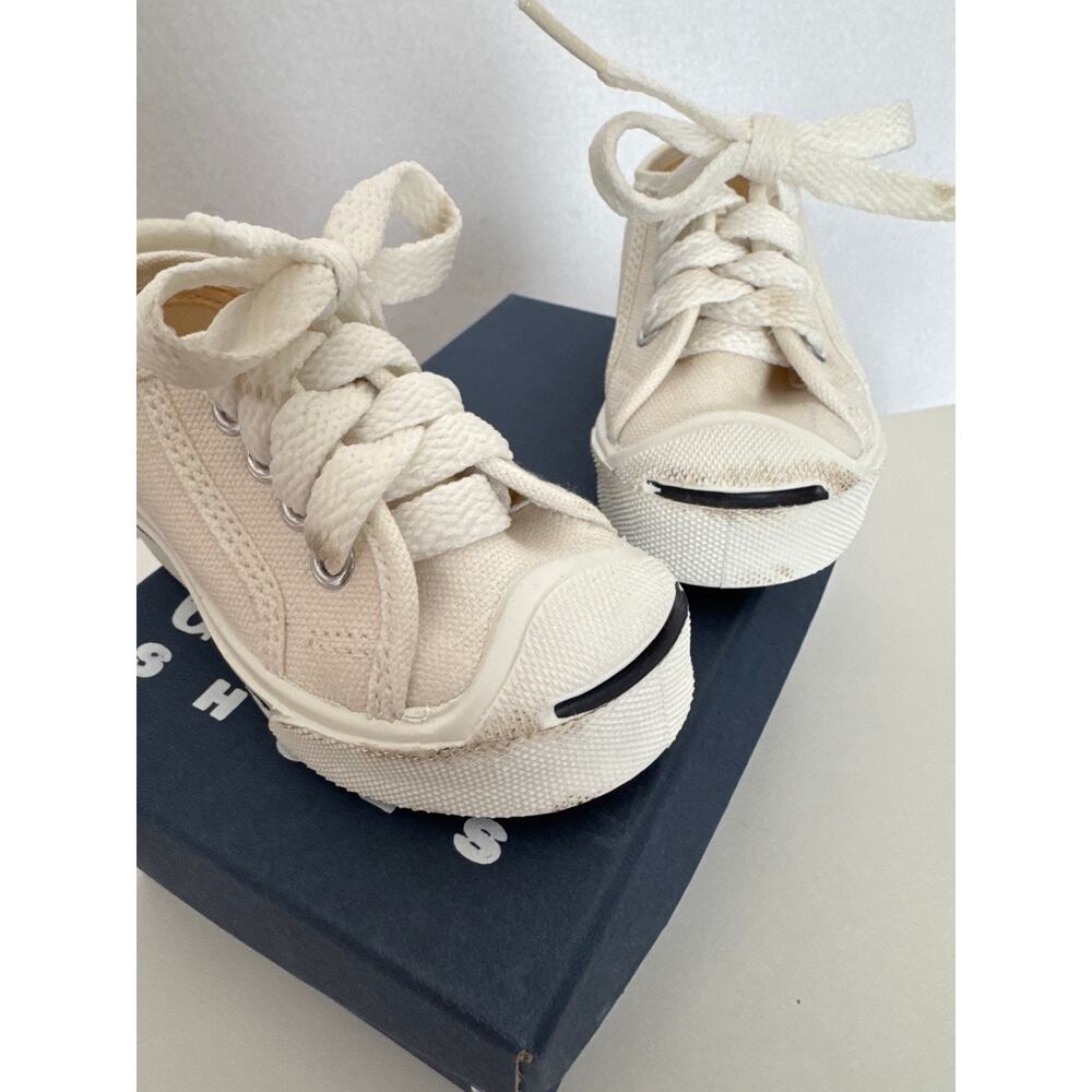 90s GAP Kids White Canvas Sneakers Made USA Size 5 Minimalist Classic - Picture 12 of 12